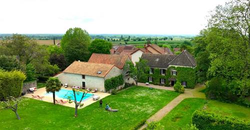 Loue maison en Bourgogne du Sud entièrement rénovée "les charmes" - 28 couchages - Jugy (71)