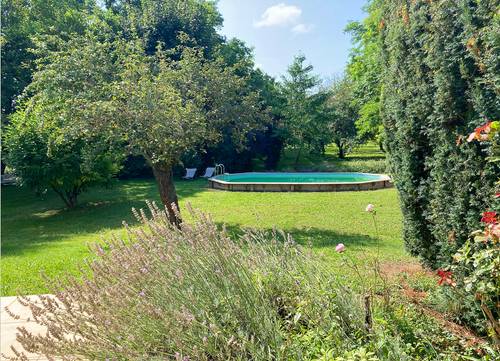 Loue maison avec parc arboré en Bourgogne- 6 couchages - Givry (71)