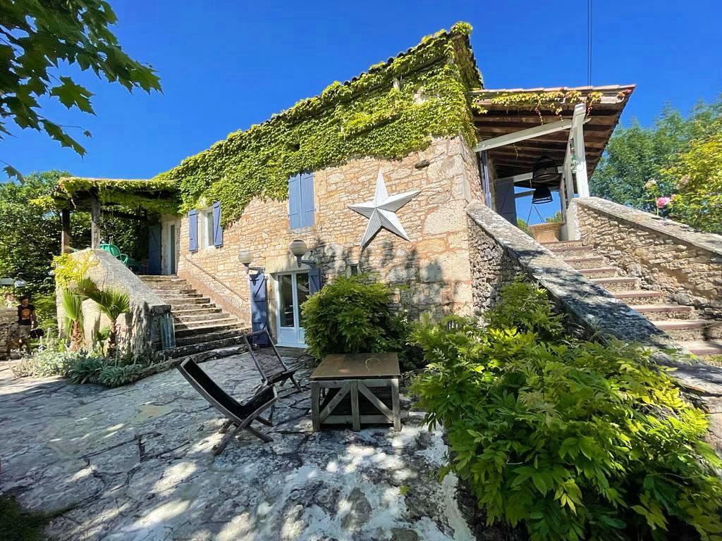 Loue Maison de caractère en Quercy blanc - 6 couchages - Vaylats (46)