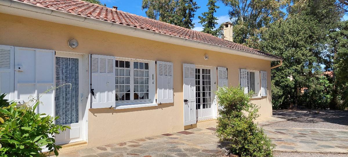 Loue maison à Cavalaire-sur-Mer - 3 chambres, 6 couchages - 200m de la plage