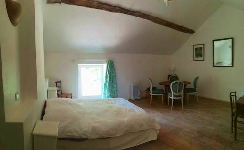 Loue maison 4 chambres de 8 à 10 couchages - Prégilbert (89)