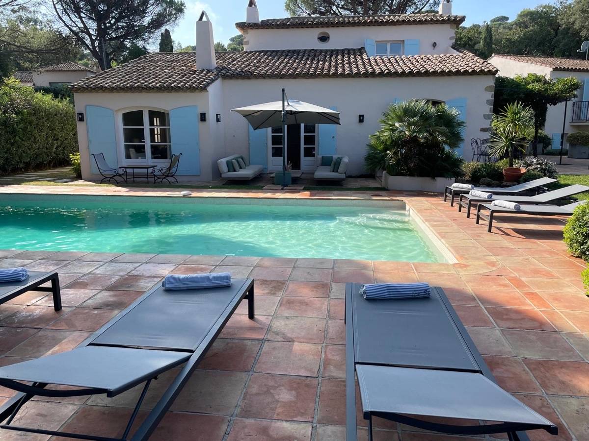 Loue villa de charme à Saint-Tropez - 10 couchages