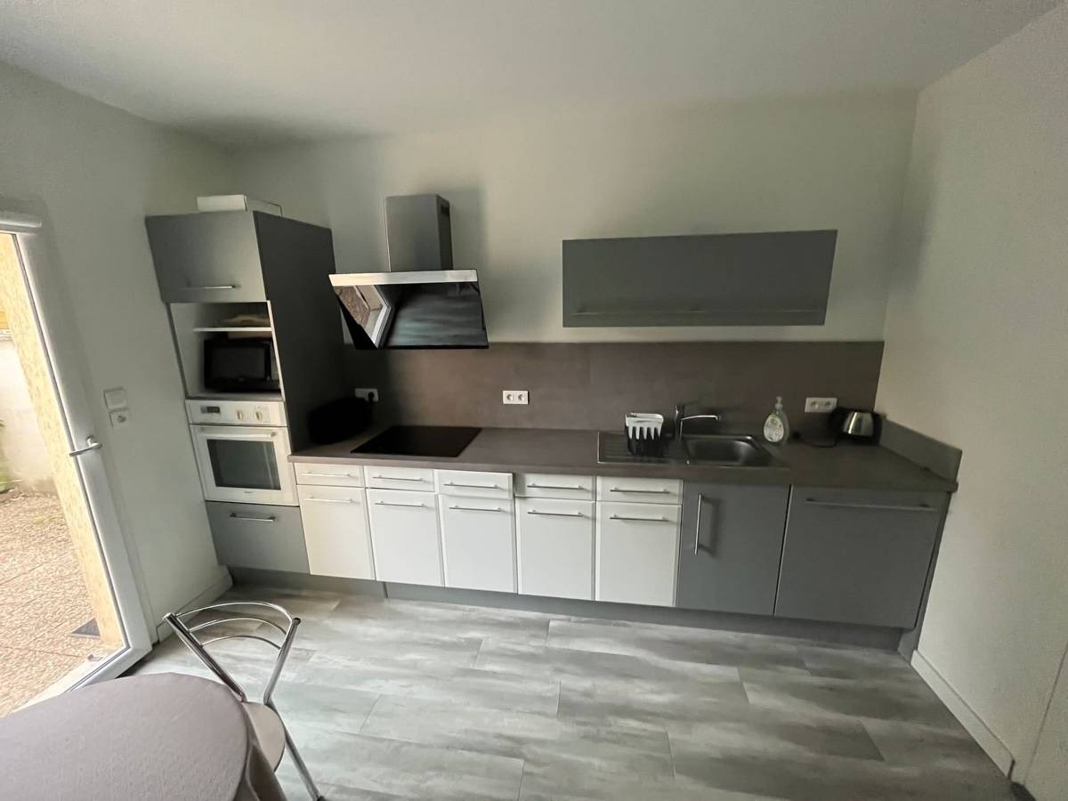 Maison en colocation meublée proche de la faculté - 3 chambres, 84m², Poitiers (86)