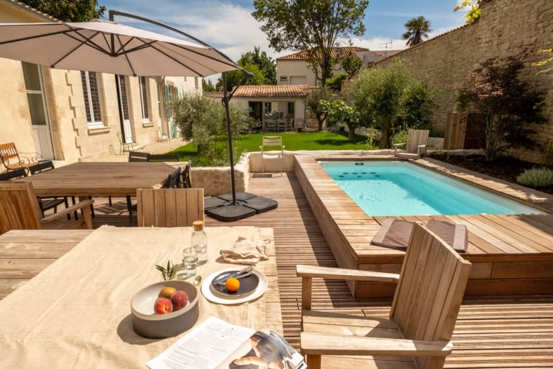 Loue Maison d’exception sur le port de Saint Martin - 10 chambres, 20 couchages - Saint-Martin-de-Ré (17)