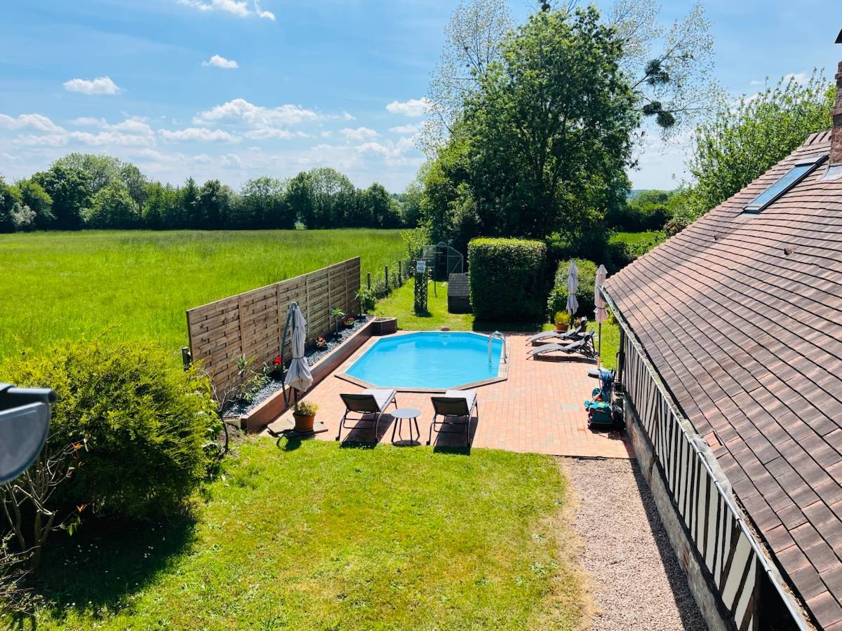 Loue maison de famille avec piscine - 6/8 couchages - Gonneville-sur-Mer (14)