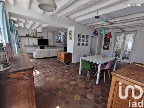 Vends maison 215m² T5 + T2 dans village recherché Soignolles-en-Brie