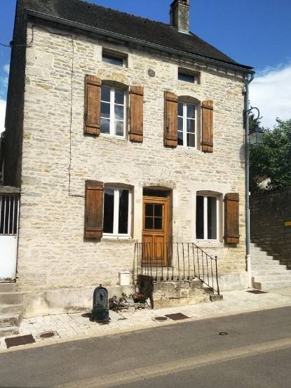 Loue maison de famille en Bourgogne, 2 jardins - 16 couchages - Bligny-sur-Ouche (21)