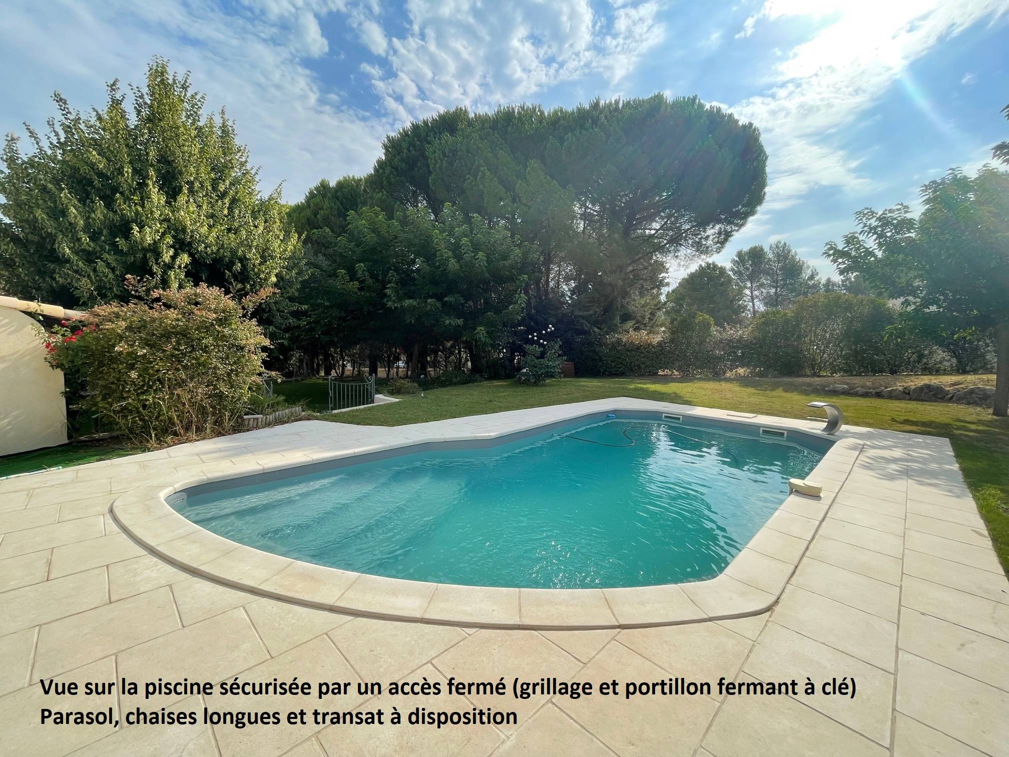 Loue maison avec piscine, climatisation, calme et arboré entre Aix et Marseille - 5 chambres, 10 couchages