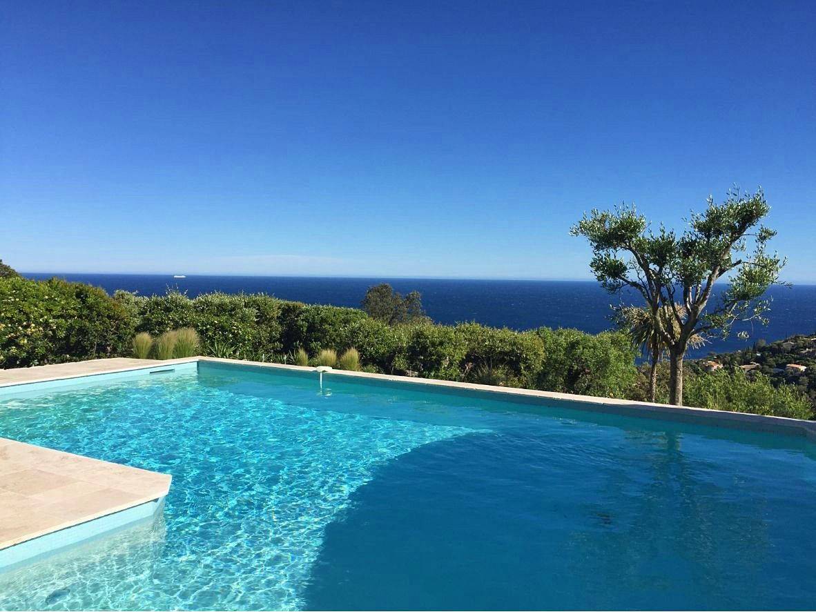 Loue maison de famille aux Issambres (83) - 8 couchages - 4 chambres, 4 salles de bain