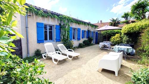 Loue maison de tourisme classée 4 étoiles avec jardin clos et parking privatif - 6 couchages