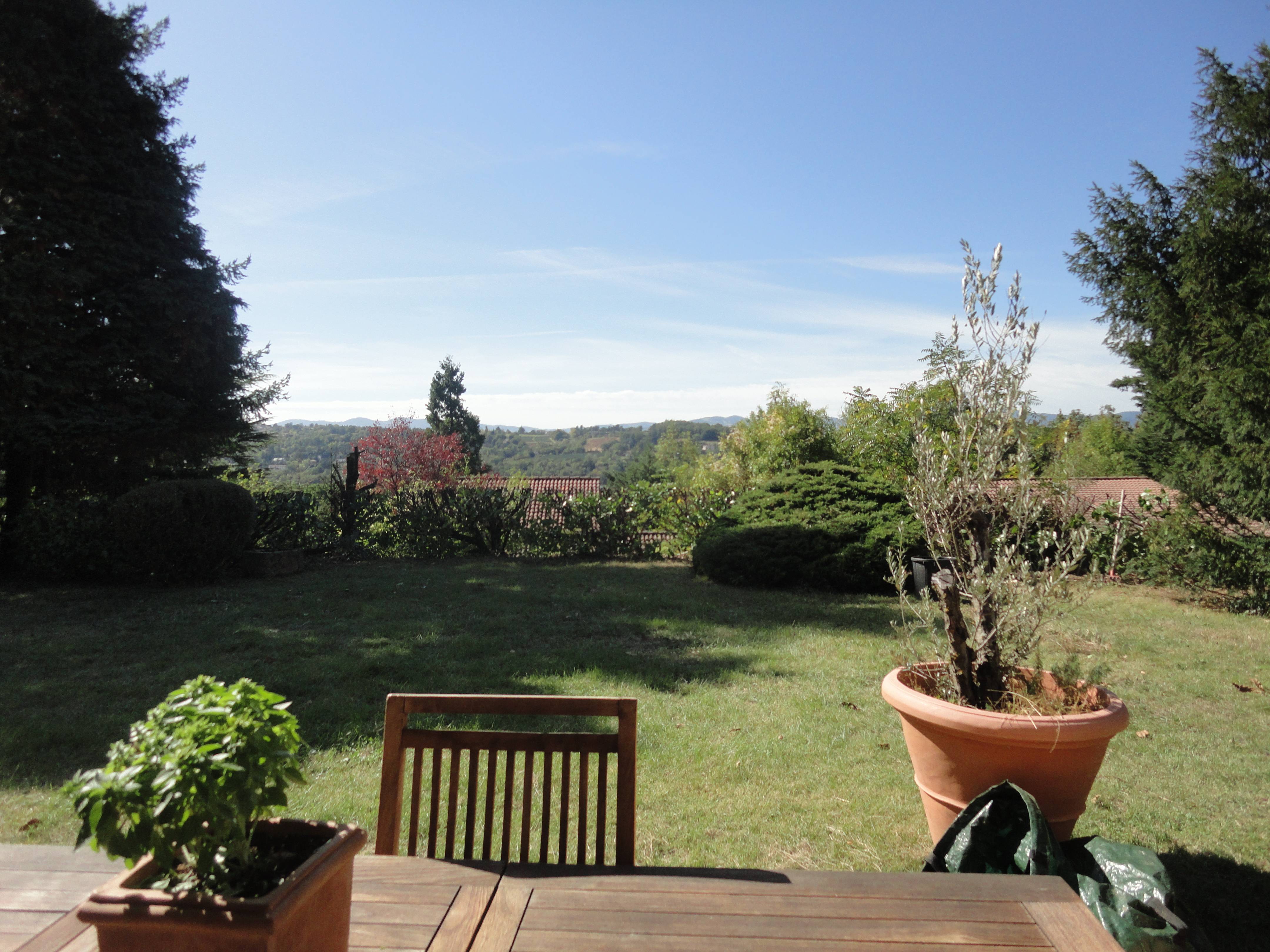 Loue maison T4 - 100m² avec grand jardin -Ste Foy Lès Lyon (69)