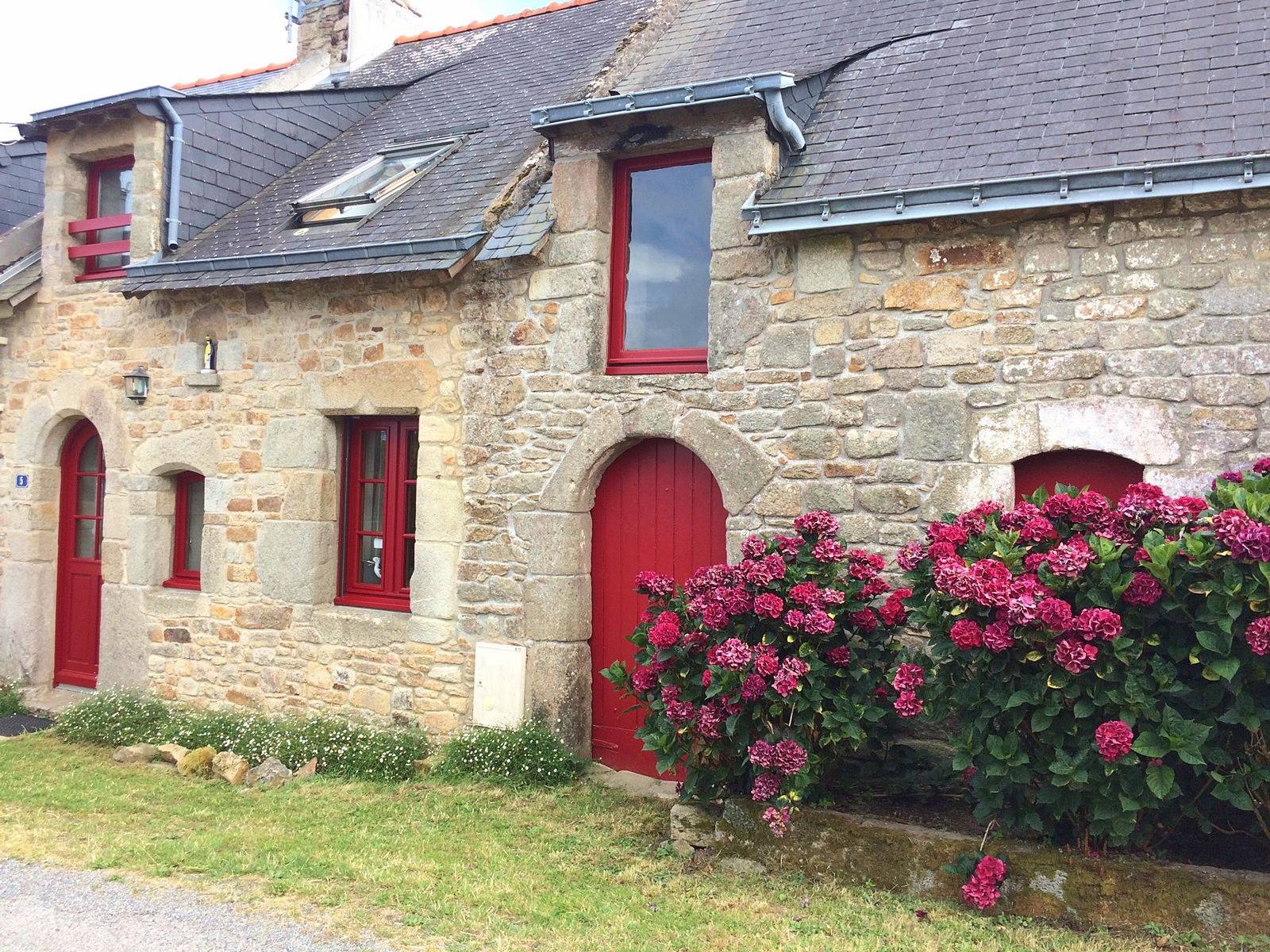 Loue maison La Maison des Hortensias - 2 chambres, 4 couchages - jardin clos de 500m²