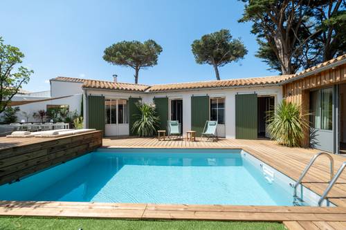 Loue villa idéalement située rénovée avec piscine - 8 couchages