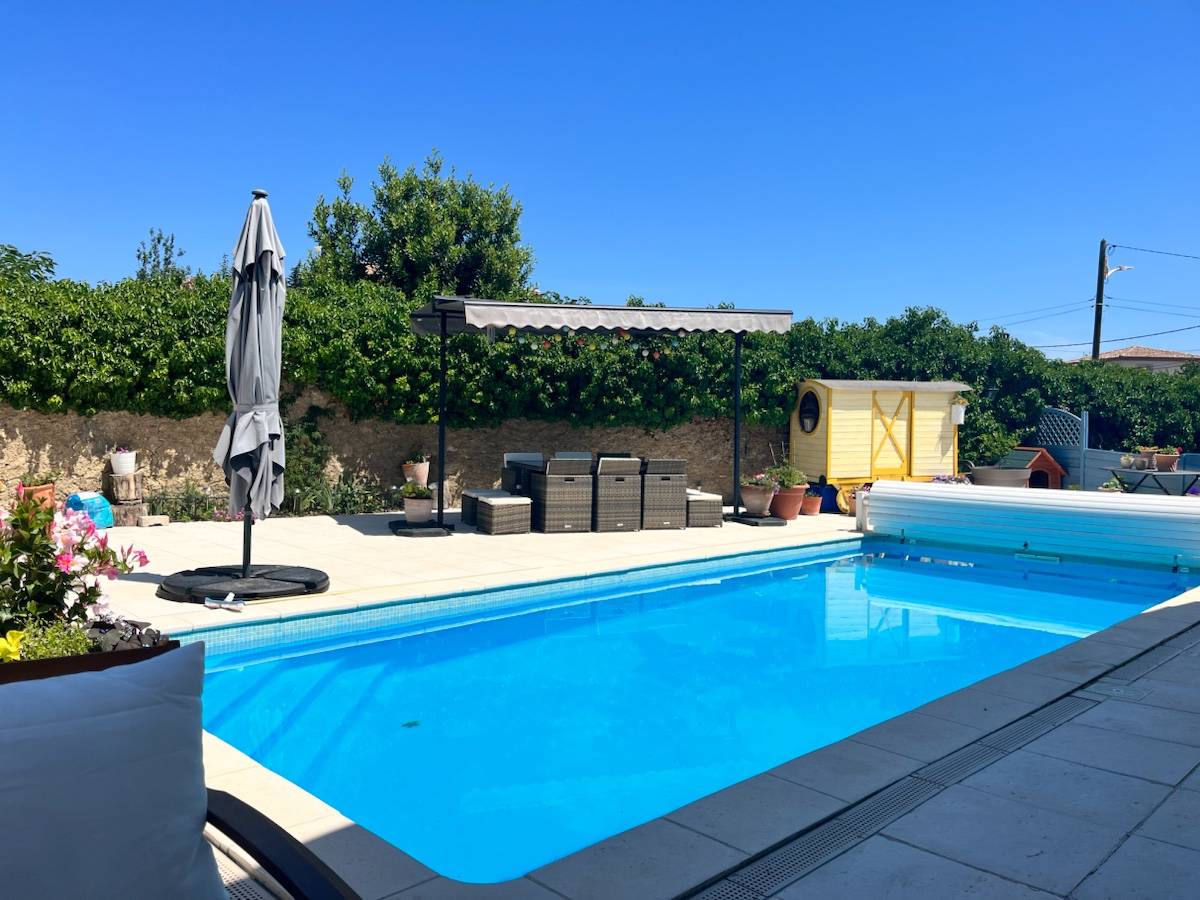 Loue très belle maison de vigneron - près de la mer - 10 couchages - Saint-Geniès (34)