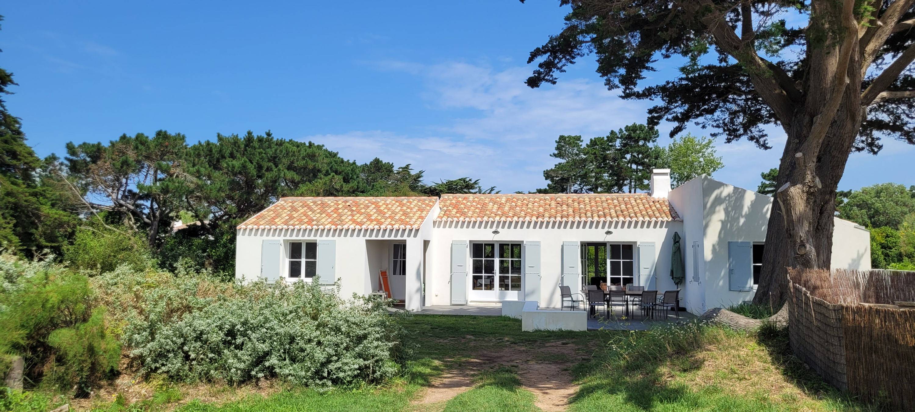Loue maison très récente vue mer - 10 couchages - plage des Vieilles - L’Île-d’Yeu (85)