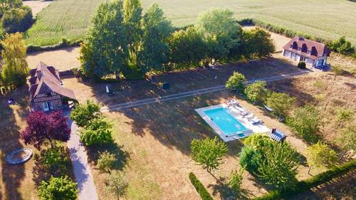 Loue Clos de 2 maisons, 12 couchages, 6 chambres, Piscine Billard, Orbec (14)
