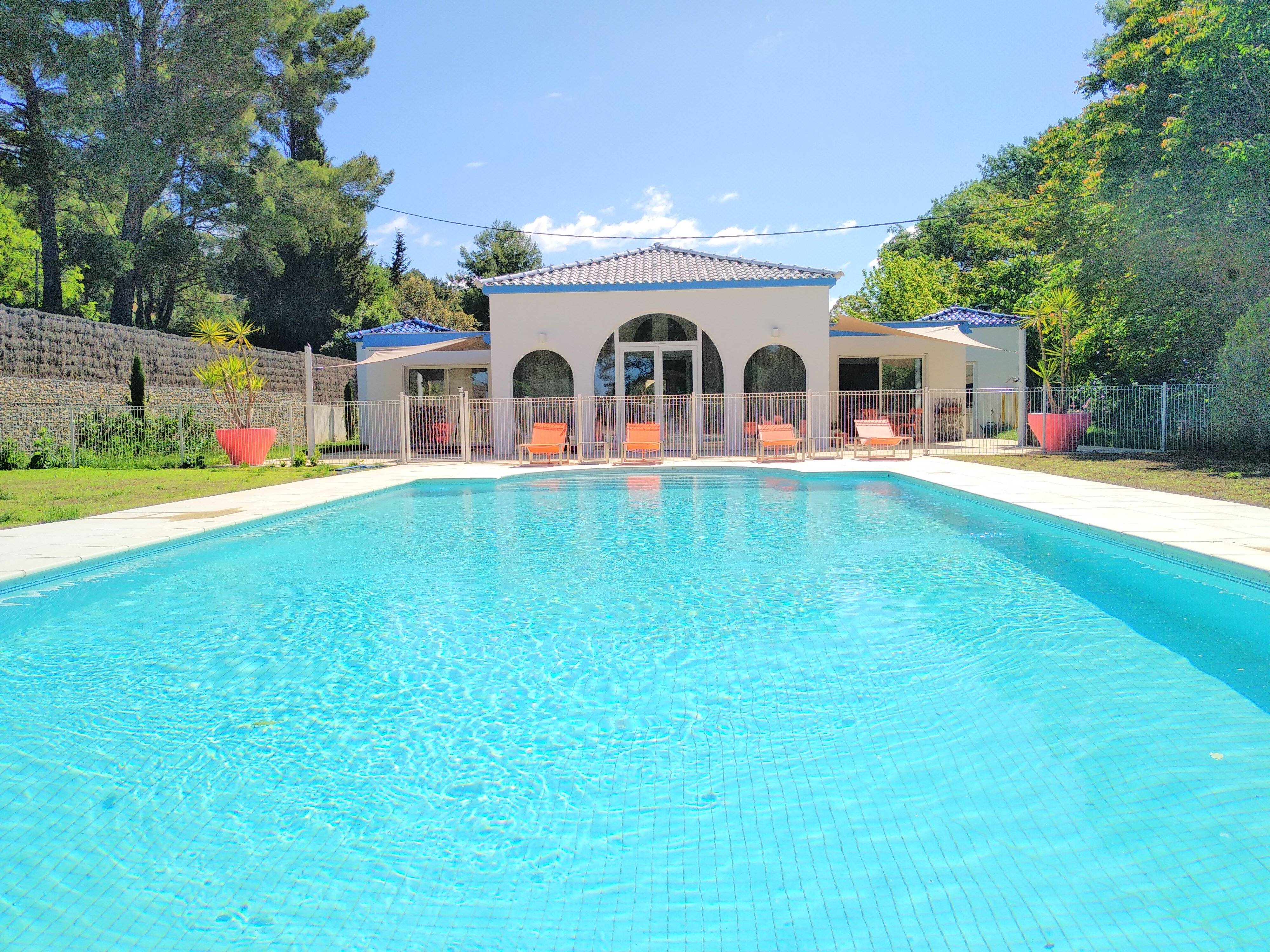 Loue maison des oliviers - 10 couchages - Béziers (34)