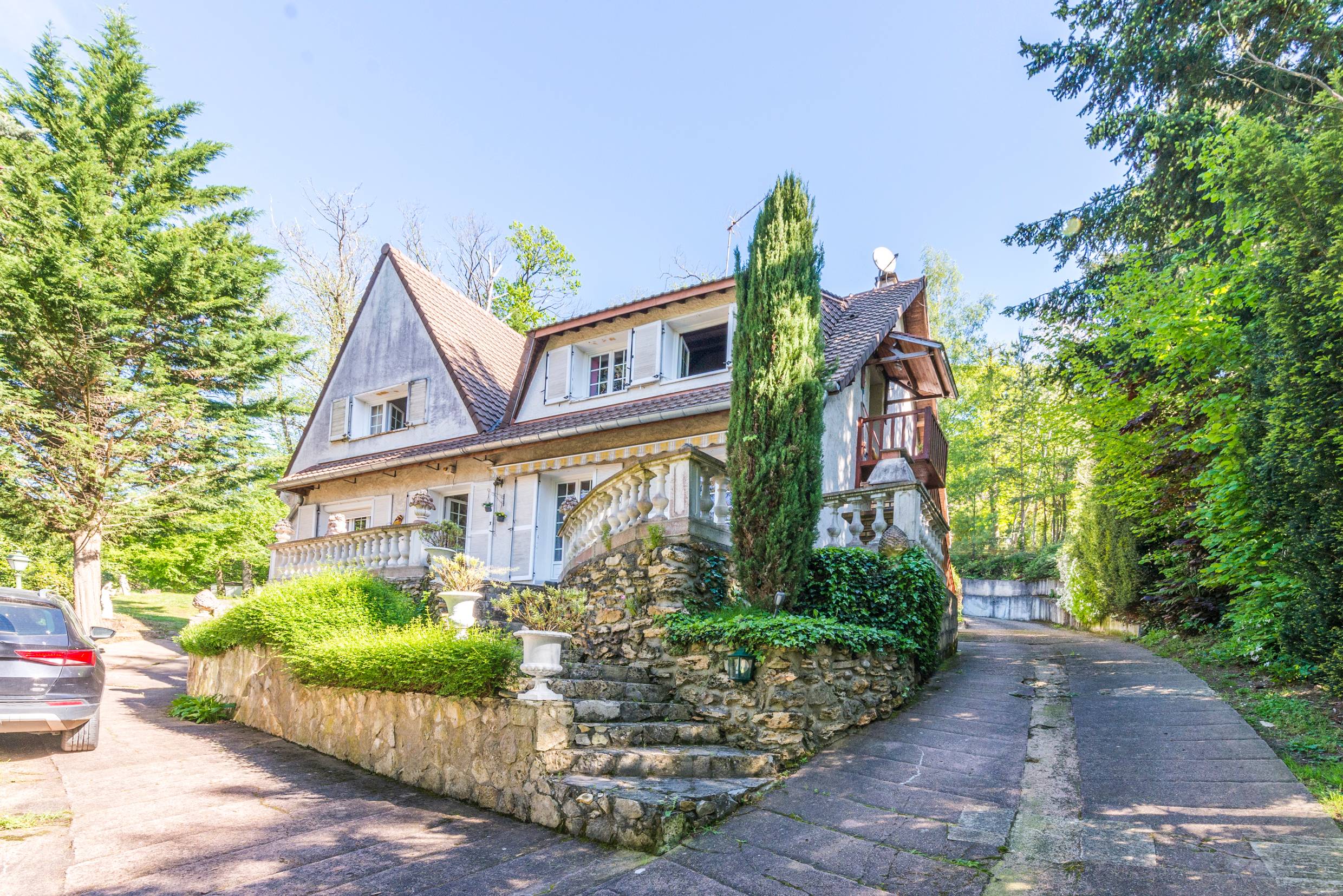 Vends maison 7 pièces à Jouy-en-Josas