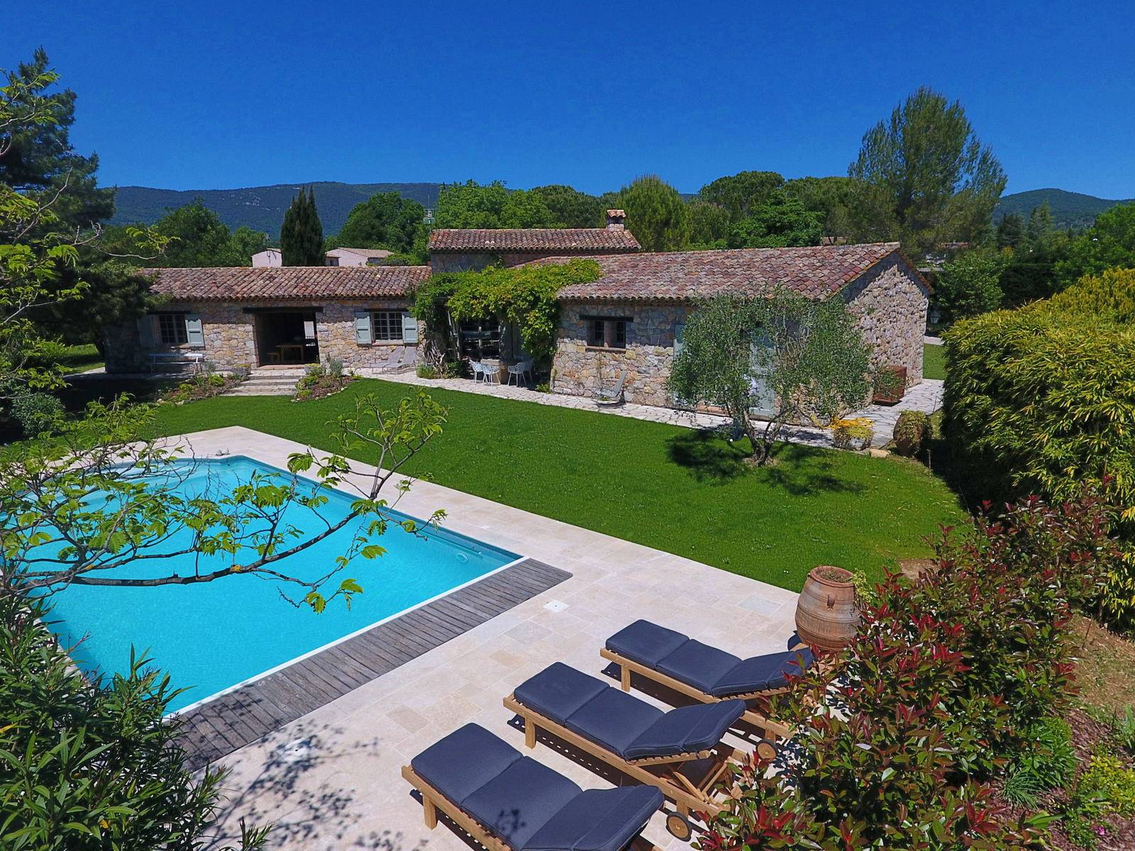 Loue maison provençale authentique - 12 couchages - Fayence (83)