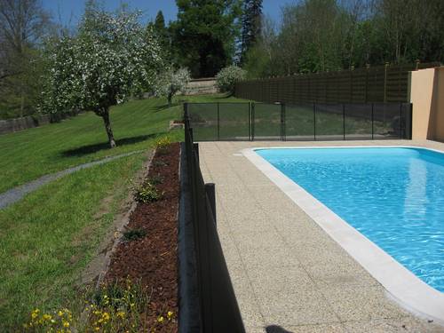 Loue Maison 270m²- Piscine-Bourgogne sud (71) - 6 chambres - 3 sdb - 12 couchages