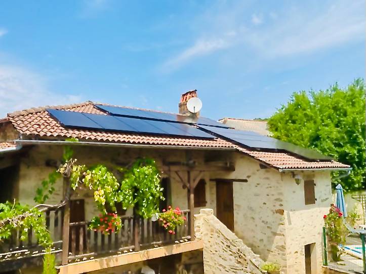 Loue maison de charme 90m² avec piscine - 2 chambres, 6 couchages - Saint-Cirgues (46)