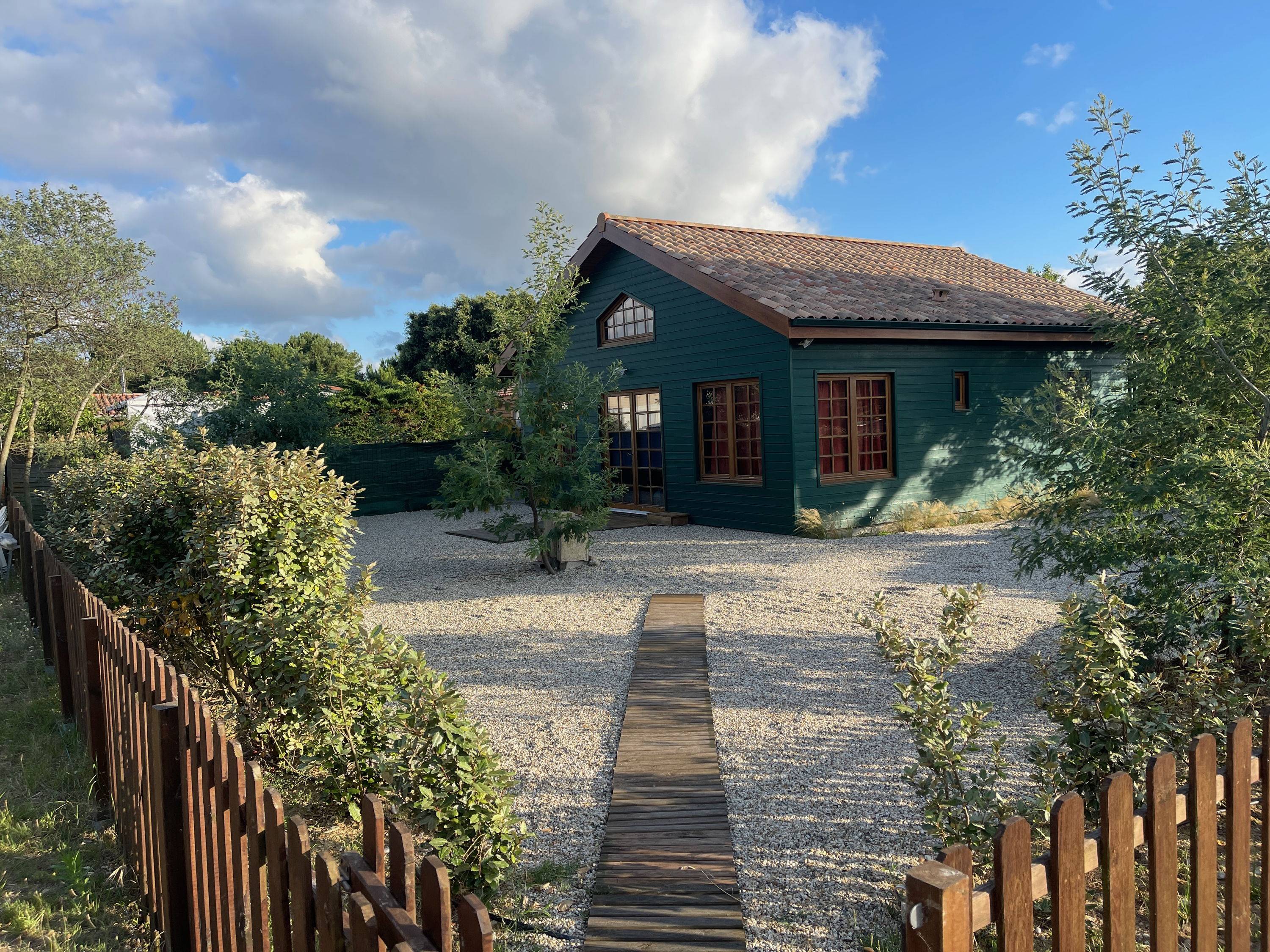 Loue maison de plage en bois pour les vacances - 3 chambres, 6 couchages - Le Verdon-sur-Mer (33)