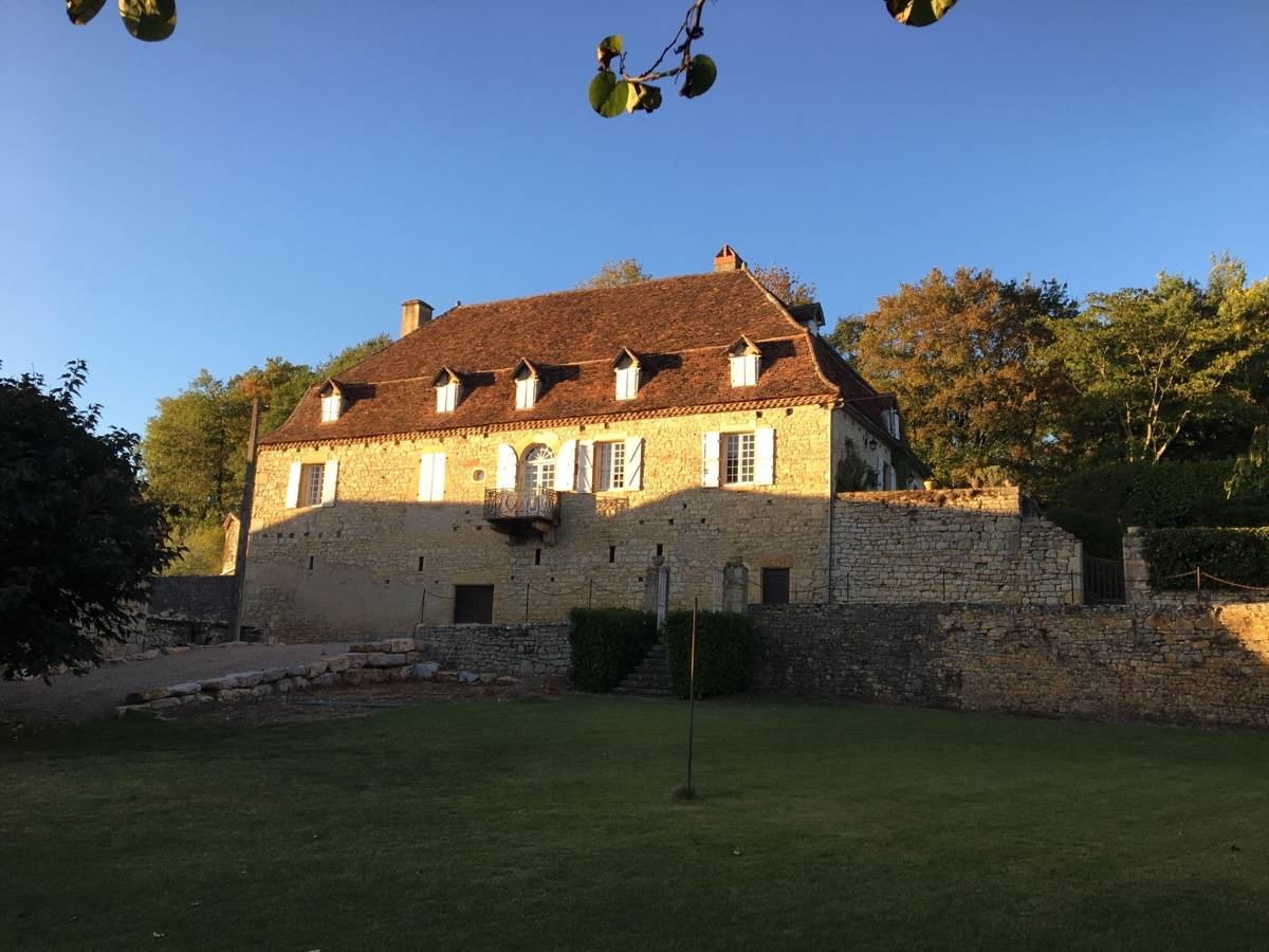 Loue maison proche Carennac-Rocamadour-Martel-Padirac - 18 couchages - Tauriac (46)