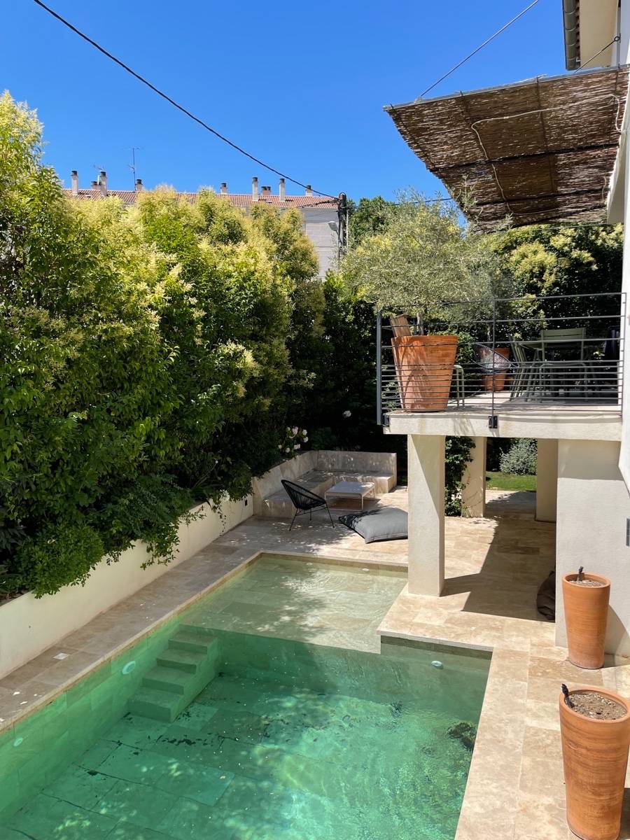 Loue maison climatisée avec piscine sécurisée à Aix-en-Provence - 4 chambres, 8 couchages