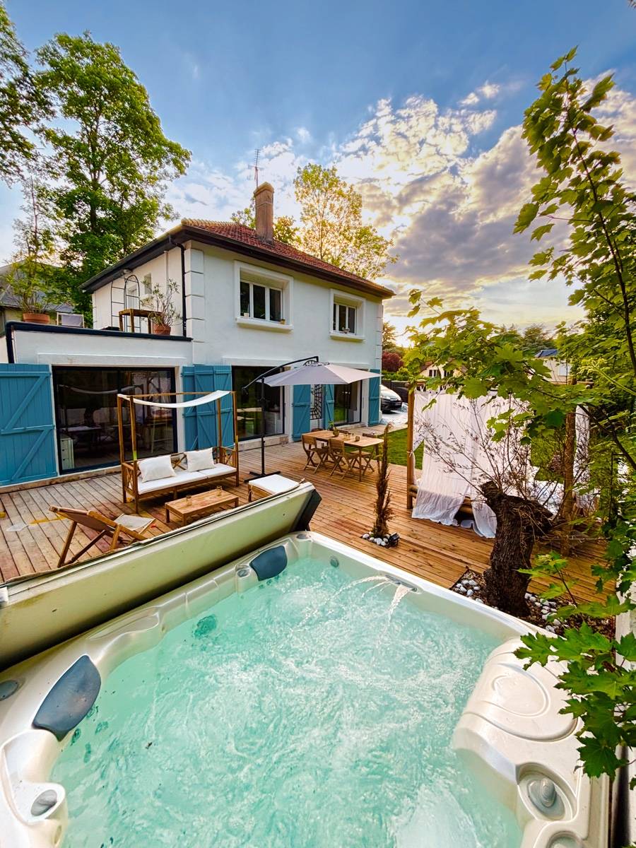 Vends maison Villennes sur Seine, au calme, vue forêt