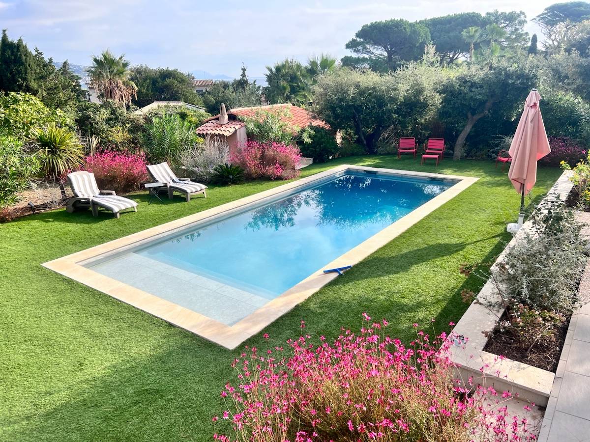 Loue villa avec piscine 150m de la plage - 10 couchages - Sainte-Maxime (83)