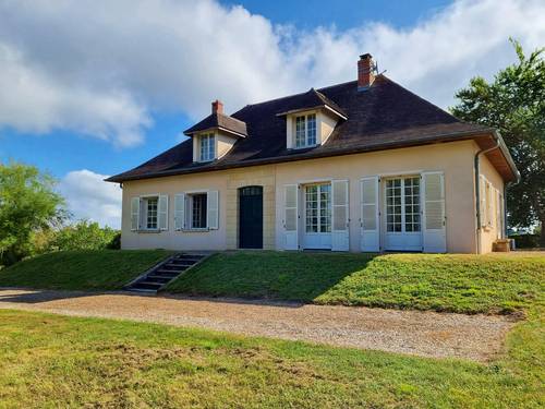 Vends Maison style Ile de France en Bourgogne Sud - Montceaux-l’Etoile (71) - 170m²