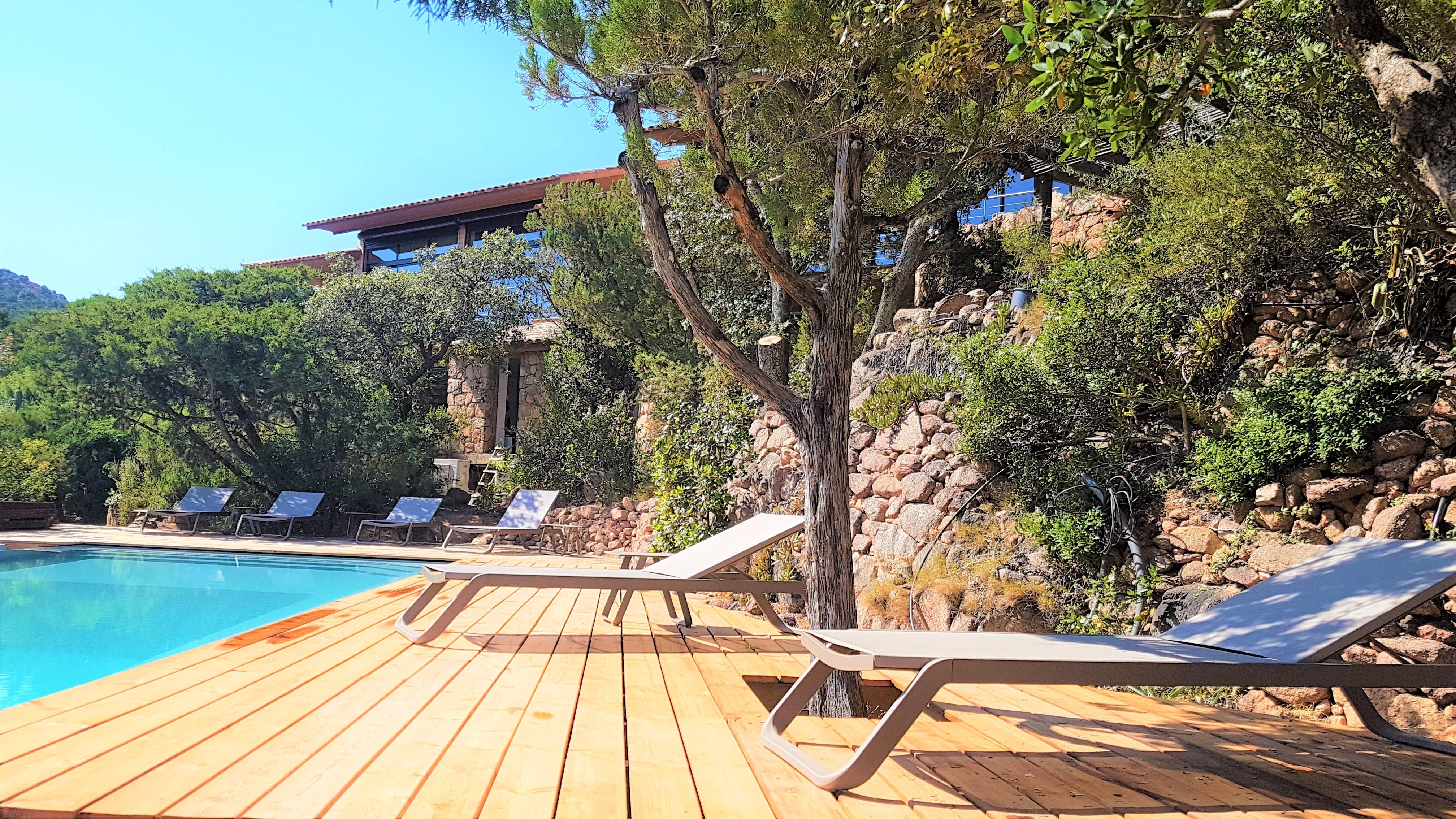 Loue maison 4 pièces, 5 étoiles, piscine, accès à pied plages de Palombaggia, 6 couchages, Porto-Vecchio (20)