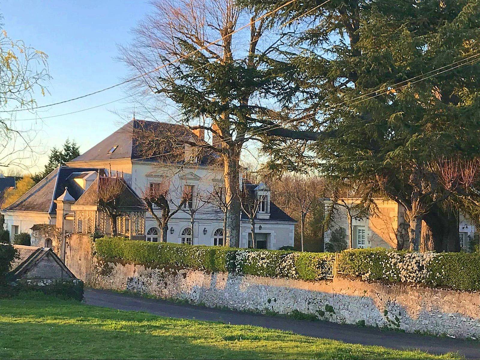 Loue maison de charme en Touraine Tauxigny (37) - 12/14 couchages, 6 chambres
