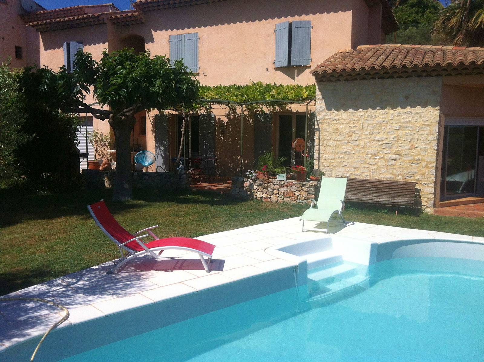 Loue maison de vacances - 3 chambres, 6 couchages - Cagnes-sur-Mer (06)