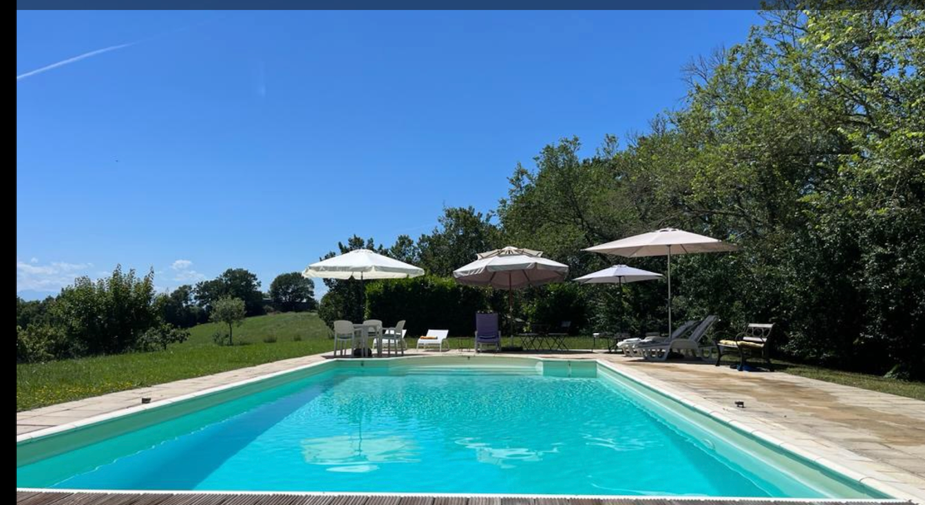 Loue villa avec style, cachet, en pleine nature, piscine, tennis de table, jeux pour enfants - 8 couchages