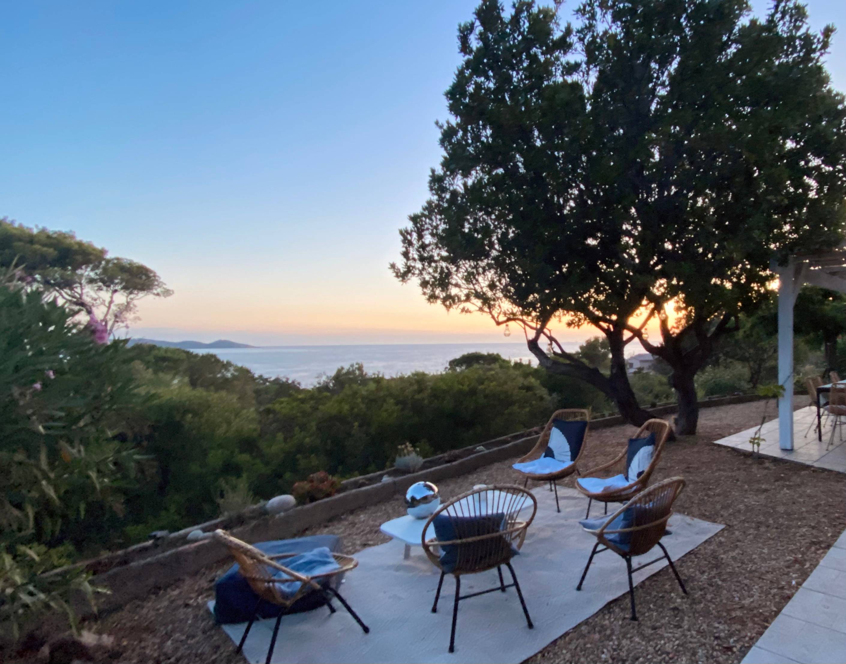Loue maison de vacances vue mer exceptionnelle - 4 chambres, 9 couchages - Accès plage à pied - Pietrosella (20)