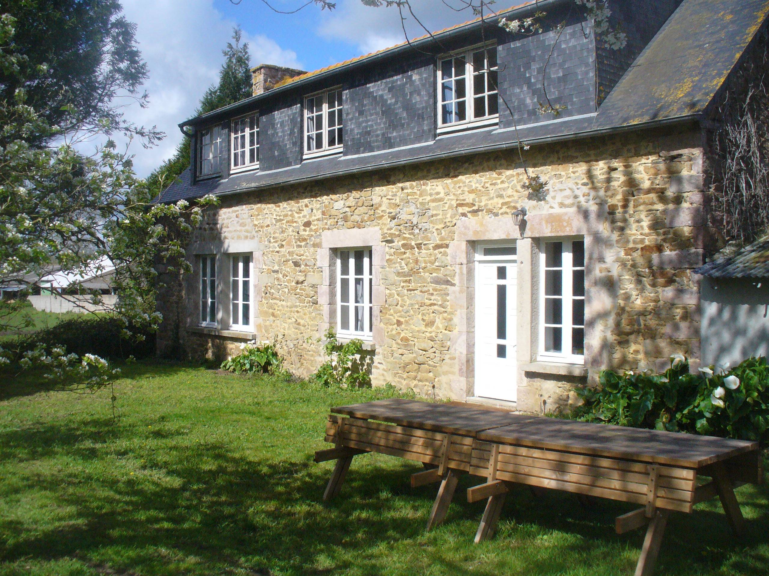 Loue maison de vacances à Hénanbihen, Cap Fréhel - 6 chambres, 12 couchages