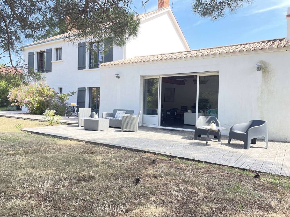 Loue maison de vacances à Noirmoutier (85) 10 couchages