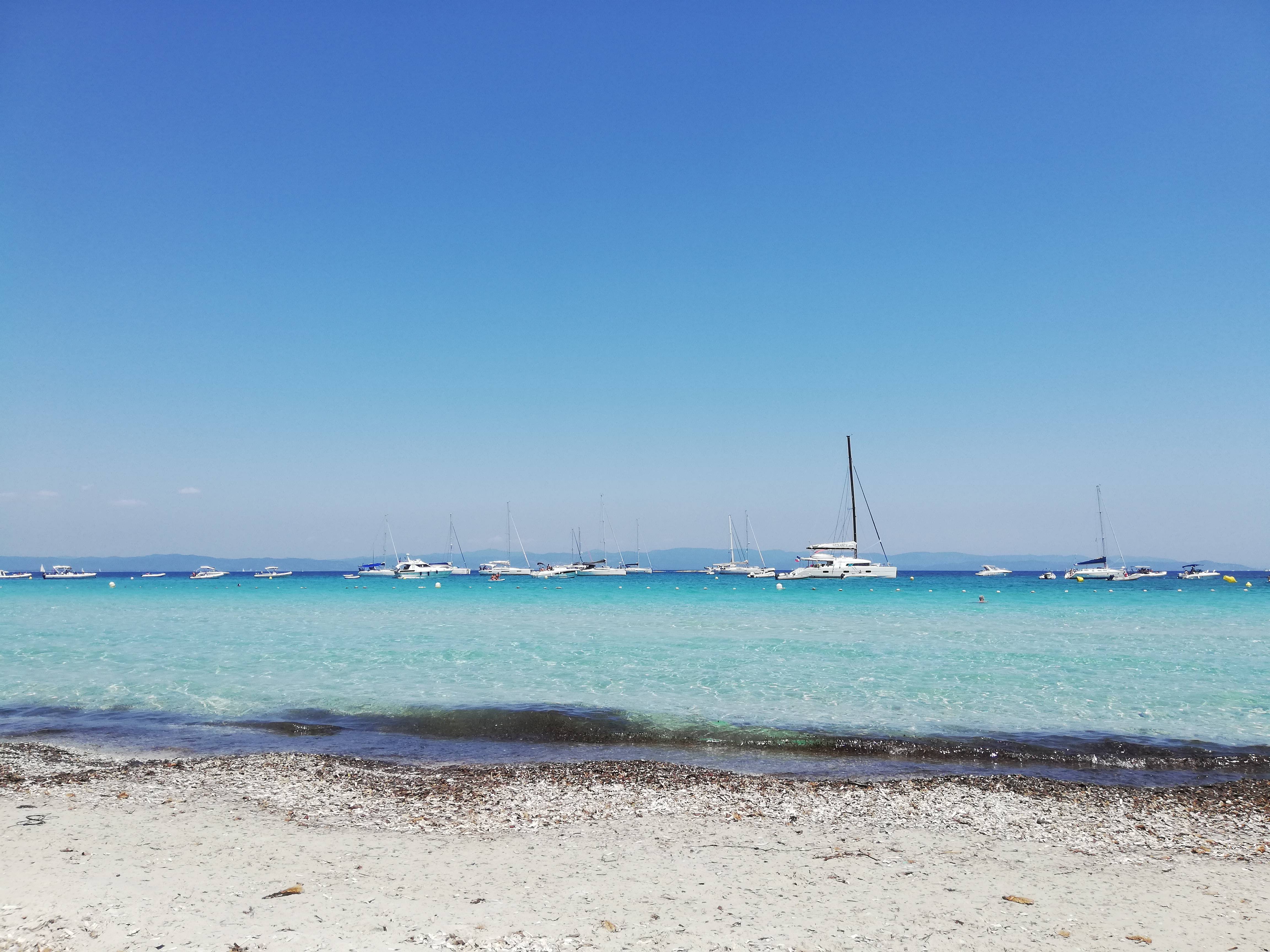 Loue maison de pêcheur sur l’Ile de Porquerolles (83) 2 chbres, dispo