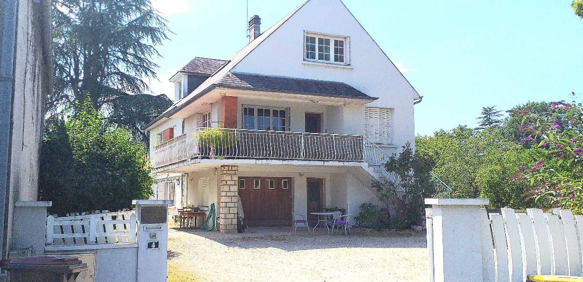 Loue appartement T2 50m² à Salbris centre 41300, proche toutes commodités dans maison de ville