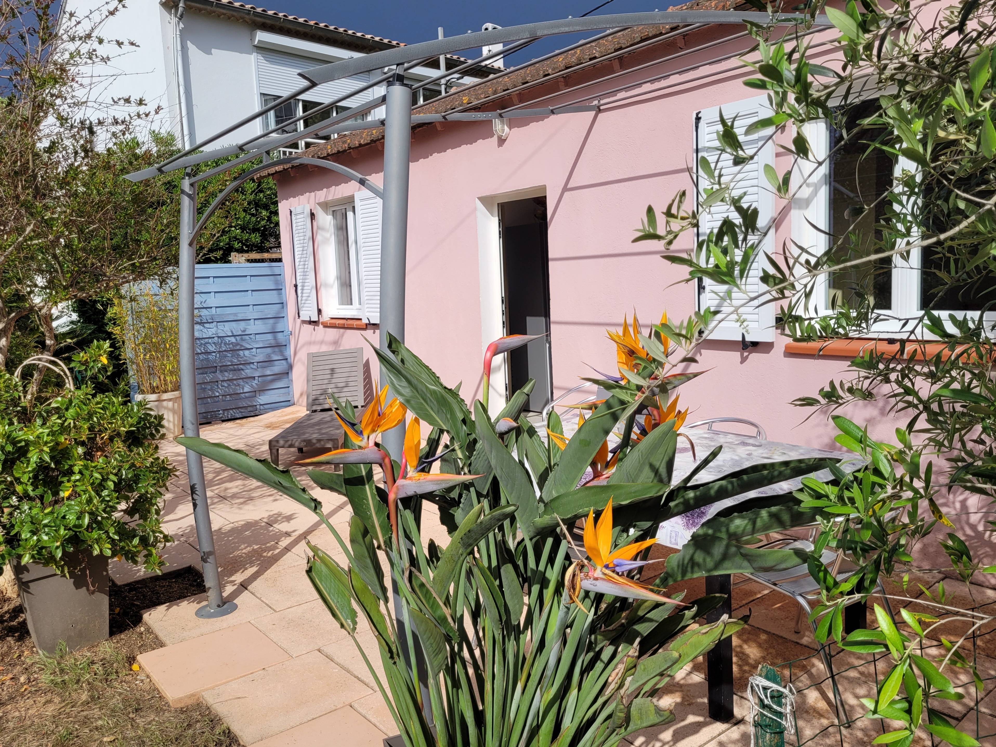 Loue Maisonnette De 39m Au Brusc Mer 400m Plage Six Fours les 