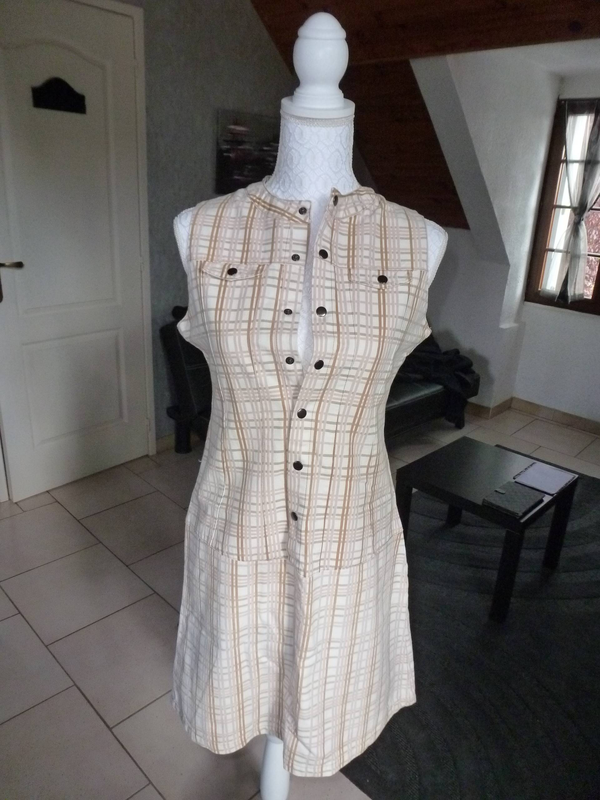 Robe d’été sans manches taille 38 neuve