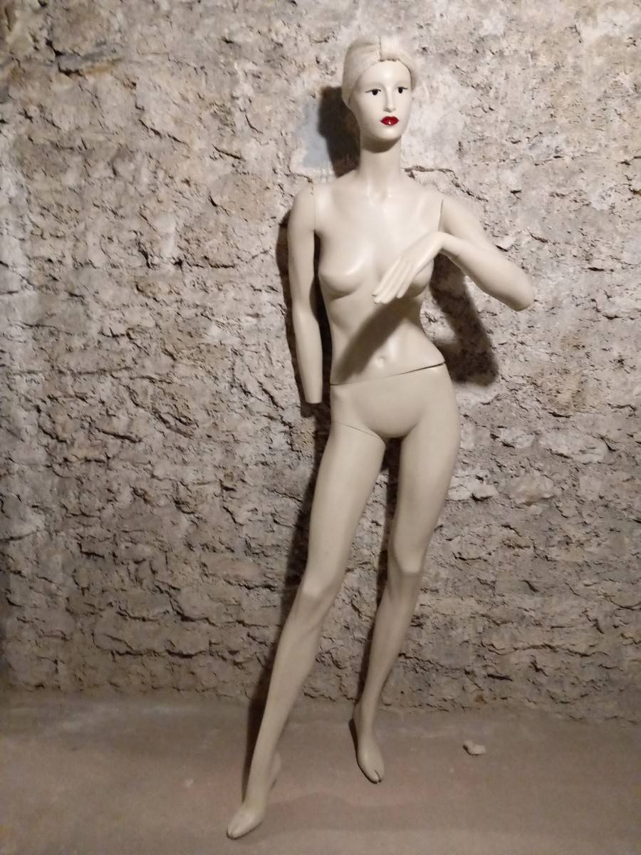 Mannequin de présentation femme