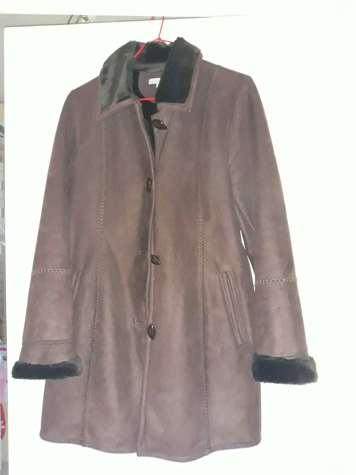 Manteau imitation peau retournée taille 44