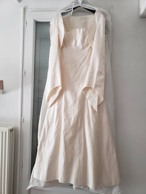 Robe de mariée bustier et boléro T.38 en satin duchesse de soie