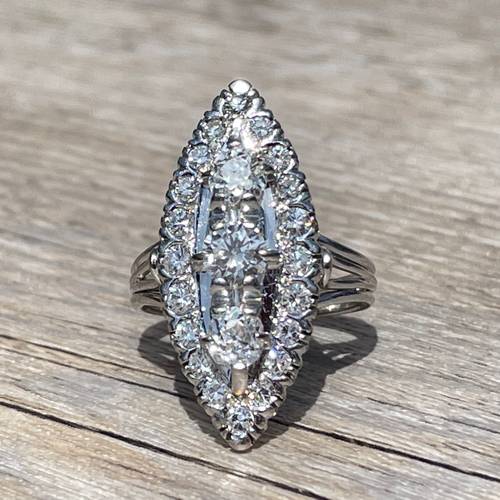 Marquise or 18 diamants 2 carats