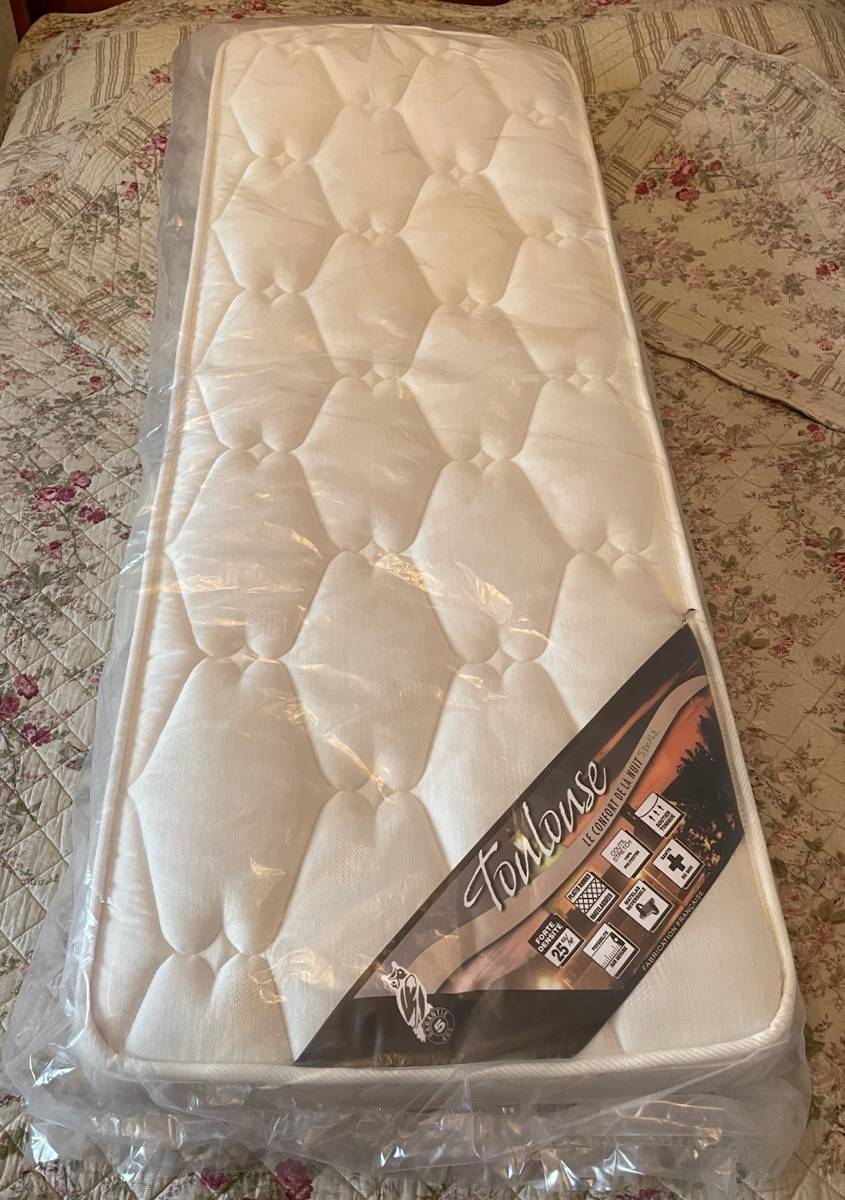 Matelas réversible pour lit bébé enfant 140 x53 x 12cm