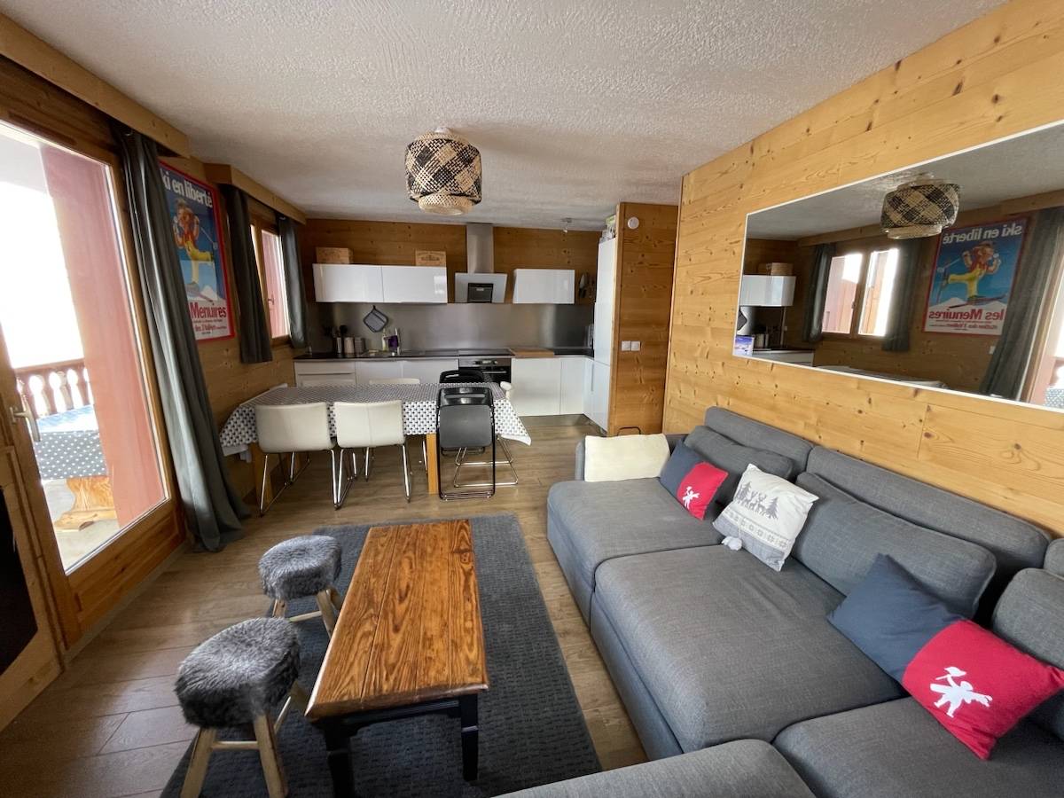 Loue Les Menuires, 3 vallées, appartement 3 chambres pour 8 personnes, ski in/out, vue splendide