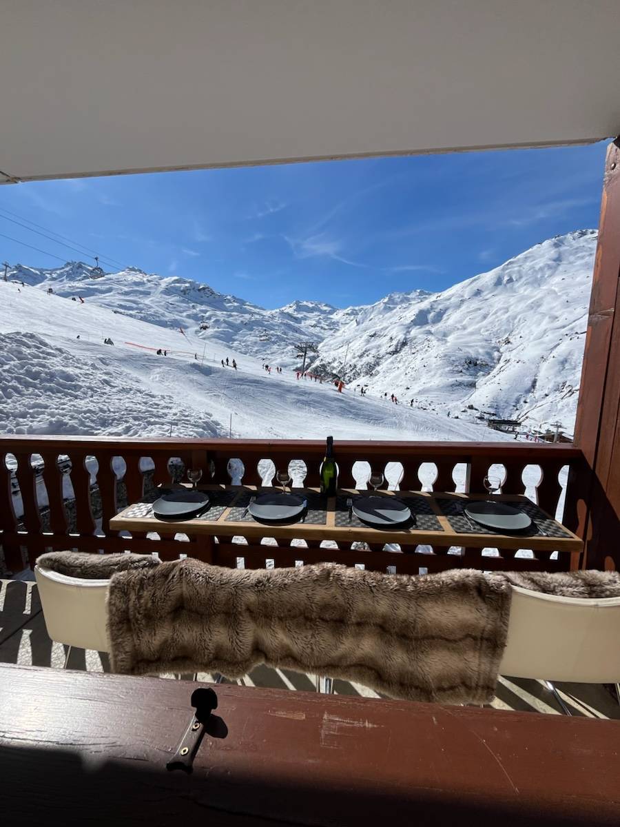 Loue appartement 56m² sur piste aux Menuires - 8 couchages - 3 chambres, vue splendide