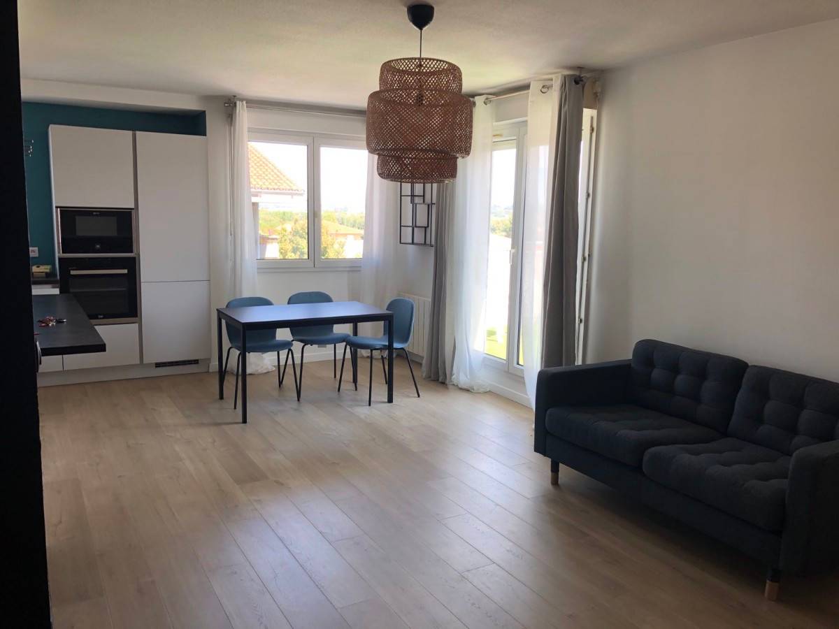 Loue T2 meublé 53m² Toulouse château de l’Hers